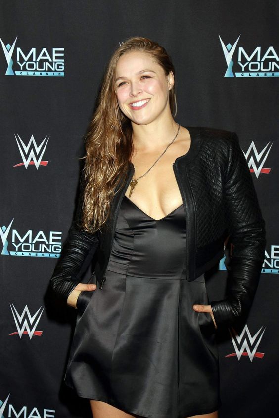 Ronda Rousey Sexy in Black