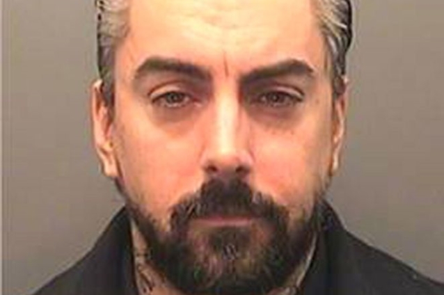 Former LOSTPROPHETS Singer IAN WATKINS Hid Phone Inside His Anus In Prison