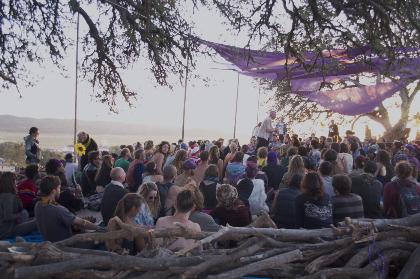 VeloramaFestival - Clear/see through, empty water bottles will be allowed  into the festival today.