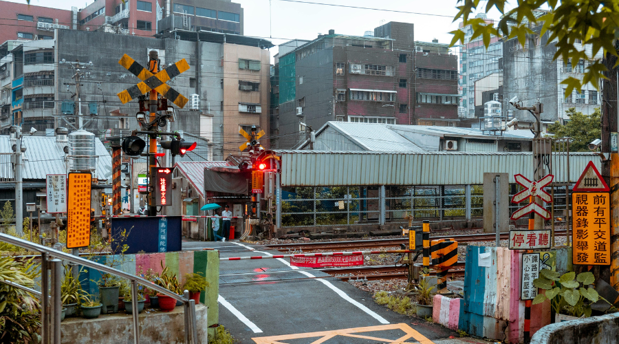 Railroad crossing