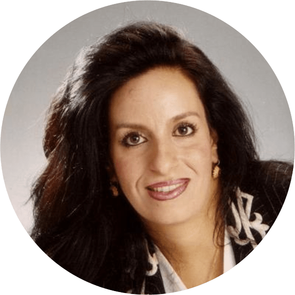 Karolin Poursalimi Karolin Poursalimi