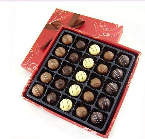Love Extravaganza with 30 assorted chocolates and a Happy Valentine