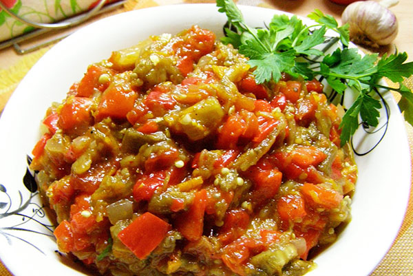 вкусная икра из баклажанов и кабачков