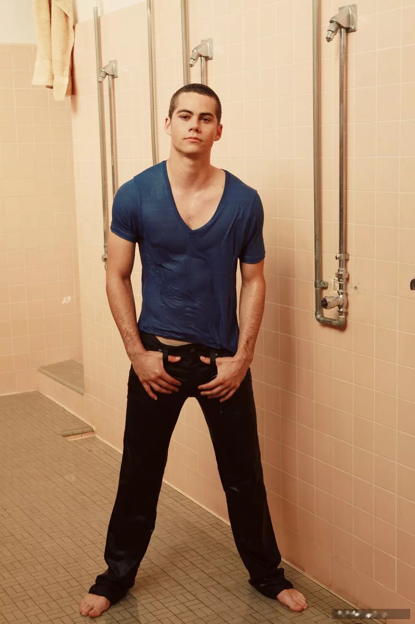 Dylan O'Brien hot body