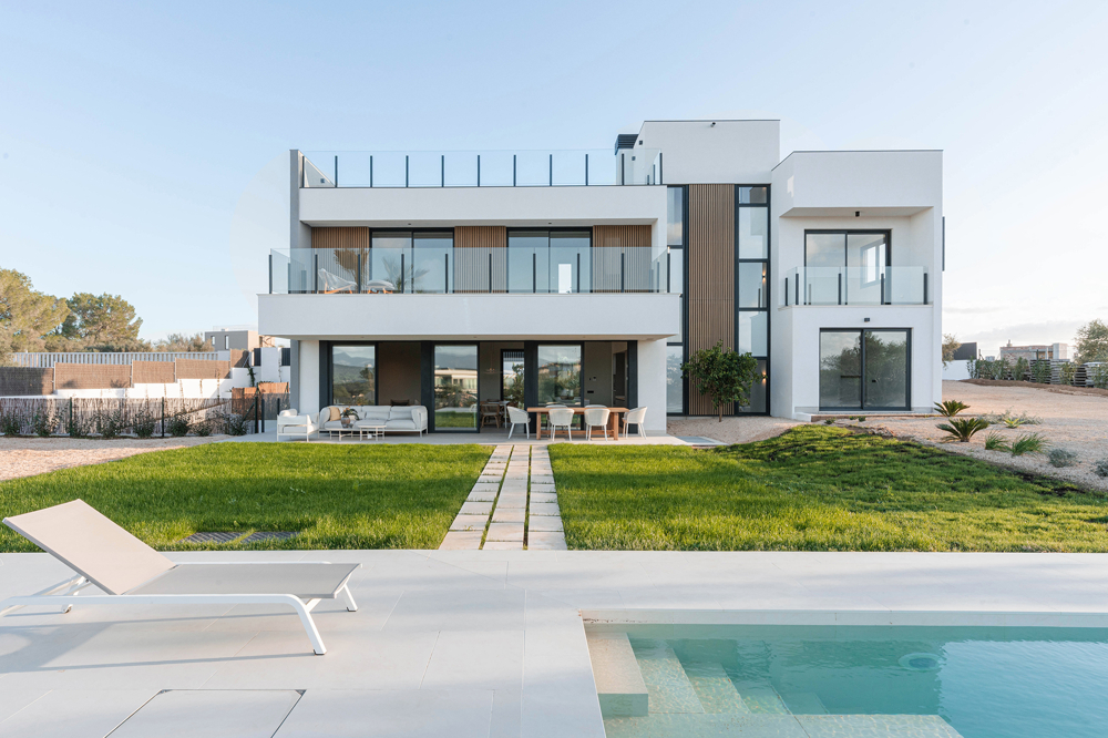 SON GUAL: MODERNE ECO-LUXUSVILLA MIT PANORAMABLICK - Bild 15