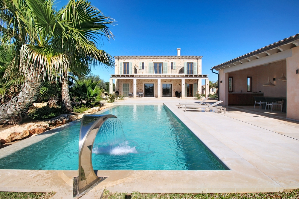 SANTANYÍ: MODERN COUNTRY ESTATE WITH GUEST HOUSE & POOL - Bild 5