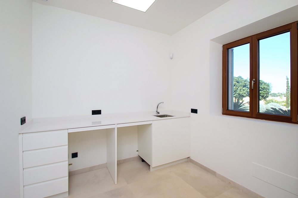 SANTANYÍ: MODERN COUNTRY ESTATE WITH GUEST HOUSE & POOL - Bild 13