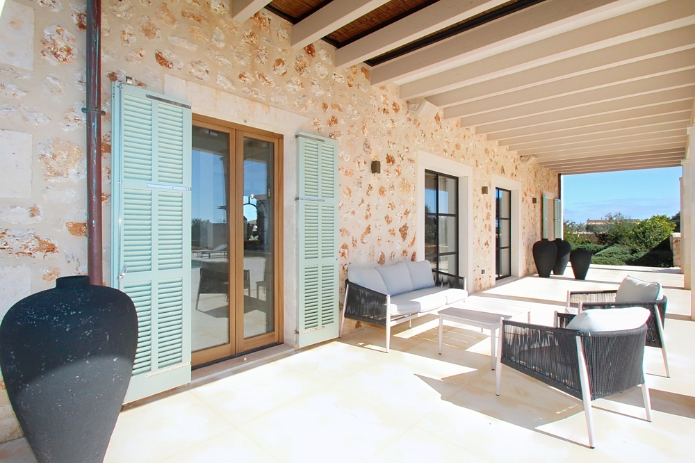 SANTANYÍ: MODERN COUNTRY ESTATE WITH GUEST HOUSE & POOL - Bild 37