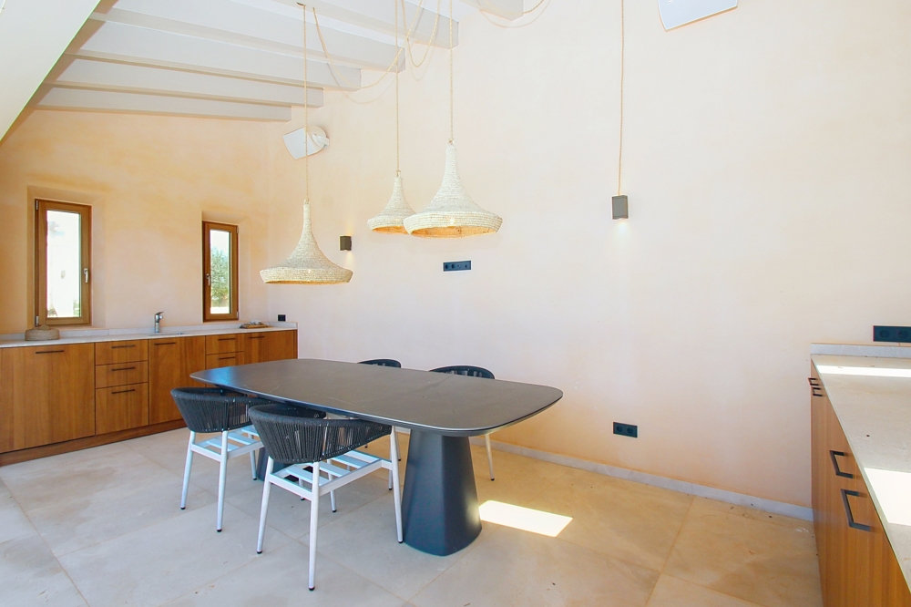 SANTANYÍ: MODERN COUNTRY ESTATE WITH GUEST HOUSE & POOL - Bild 40