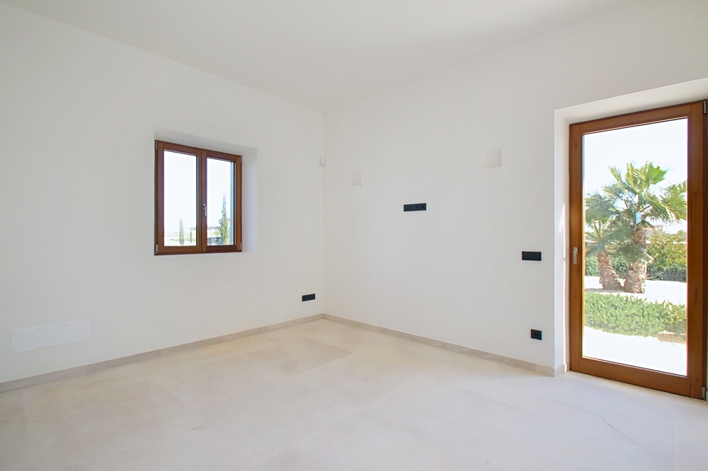 SANTANYÍ: MODERN COUNTRY ESTATE WITH GUEST HOUSE & POOL - Bild 55