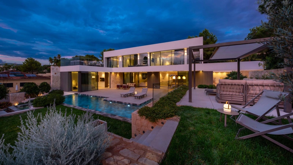 CALA VINYAS: EXCLUSIVE DESIGN VILLA WITH POOL - Bild 2
