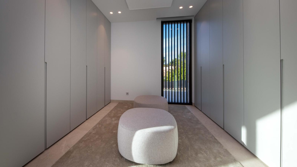 CALA VINYAS: EXCLUSIVE DESIGN VILLA WITH POOL - Bild 8