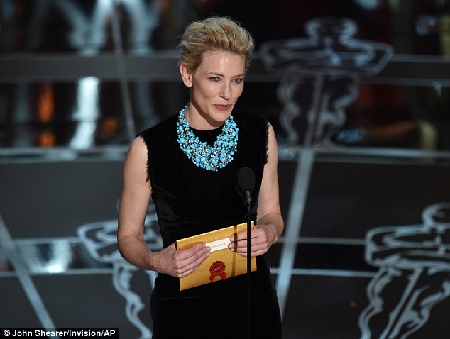 Picture perfect: Cate was the picture of sophistication as she took to the stage to present the award