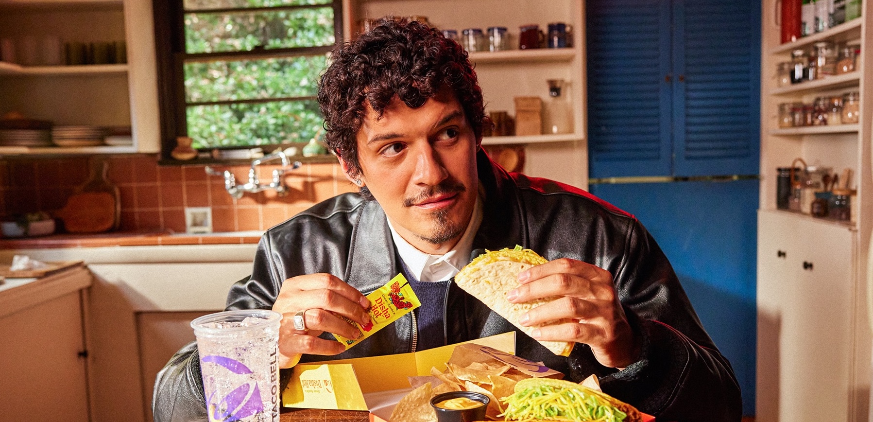 Taco Bell® Adds Omar Apollo's Disha Hot™ Hot Sauce to its Lineup