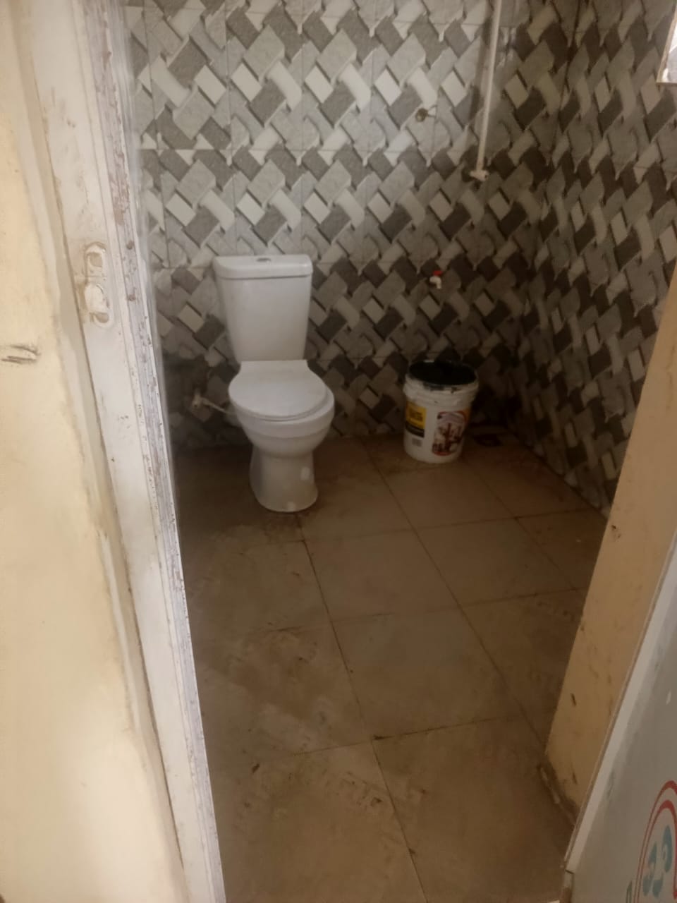 Newly Built Room Selfcon – Abule Oja, Yaba - Image 4