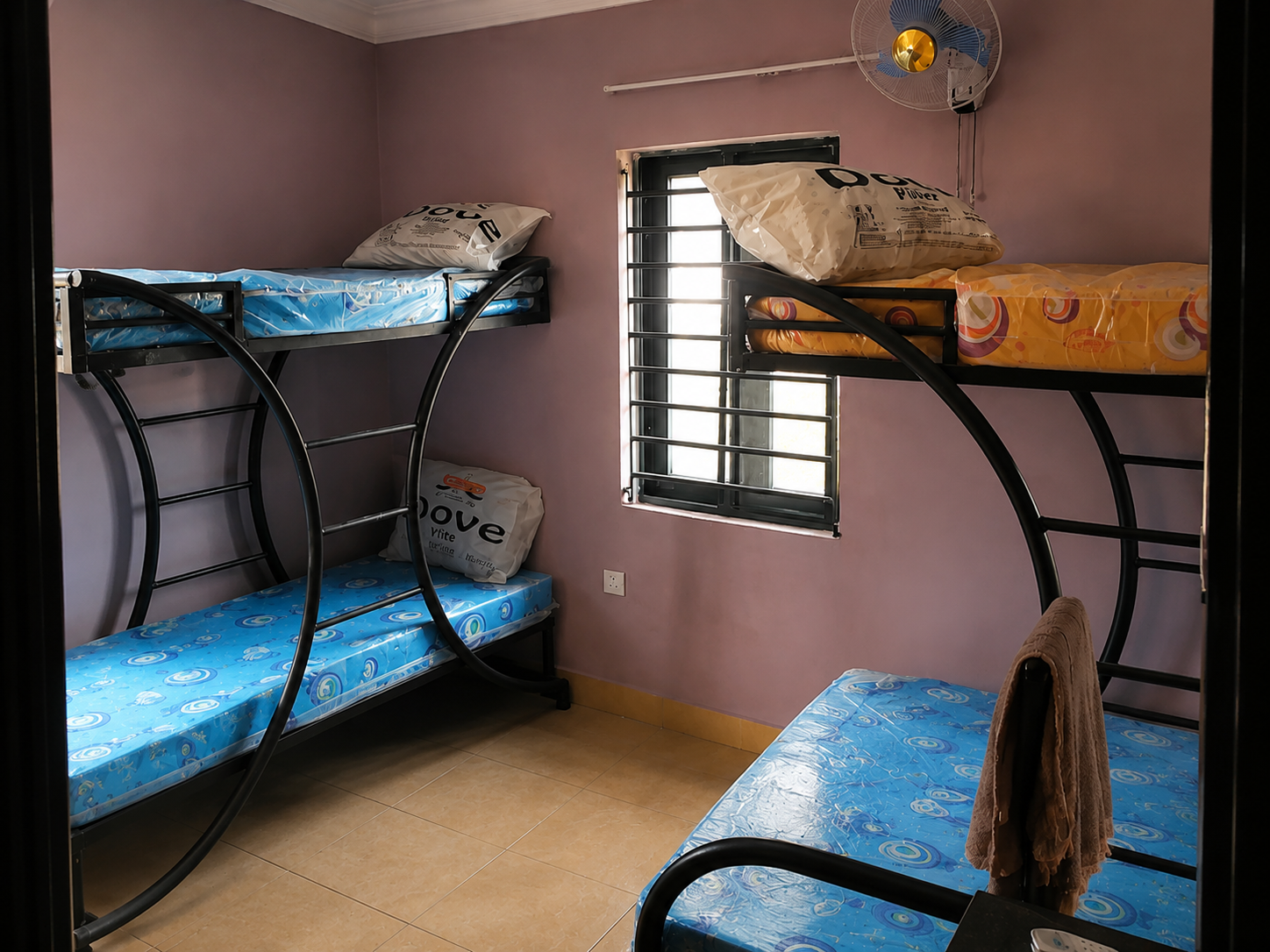 4 Man Room At Onike