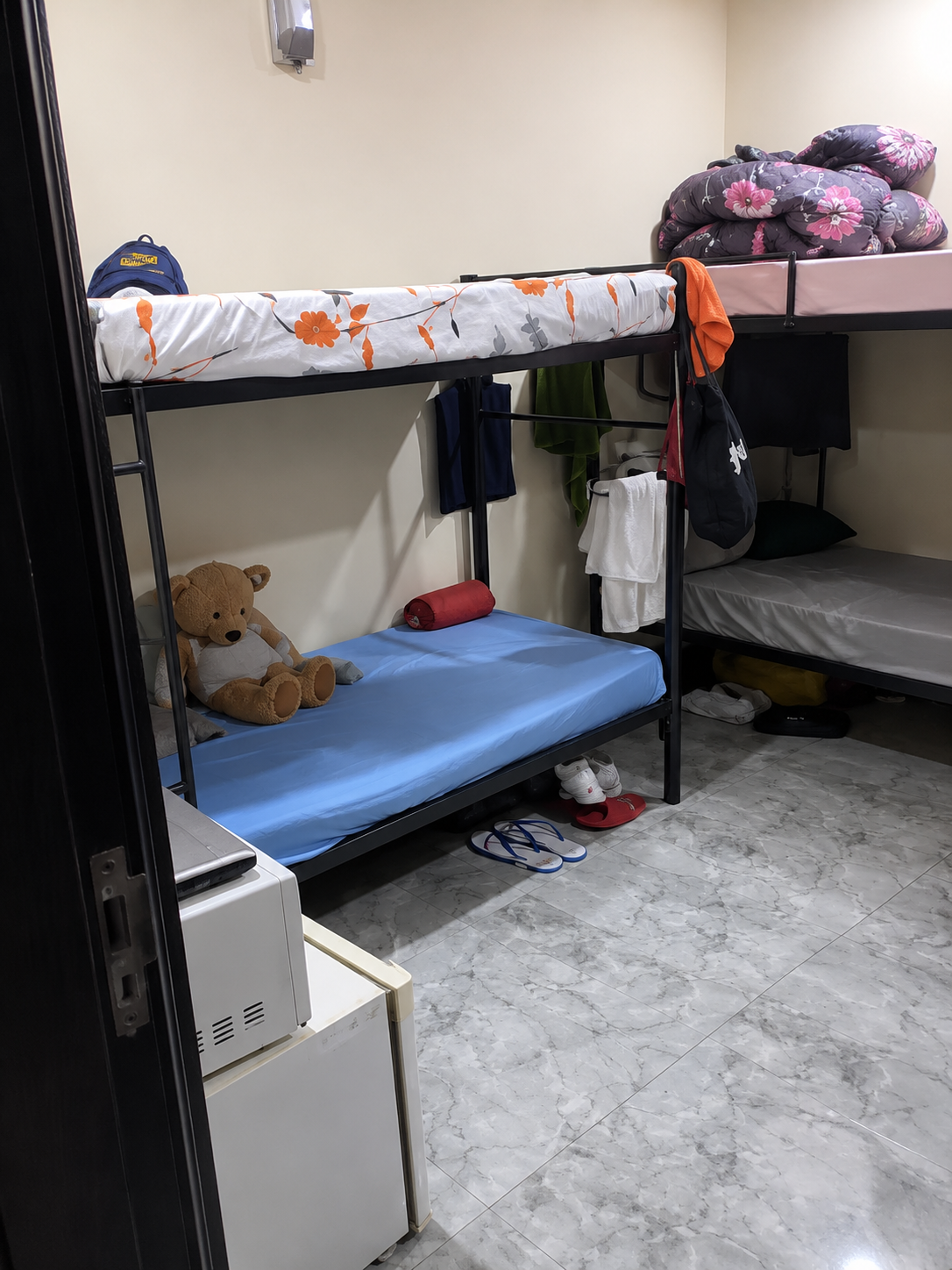 6-Man Unisex Hostel – Onike, Yaba