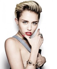 Голая актриса, певица Miley Cyrus фото, эротика, картинки - фотосессия из мужского журнала GQ на Xuk.ru! Фото 13