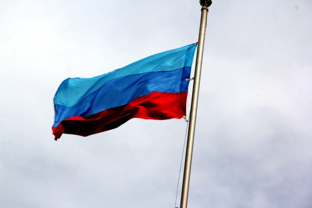 Луганск обвинил украинское командование в попытке сорвать очередное перемирие