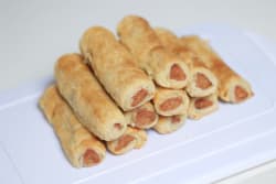 25 pack Sausage Rolls