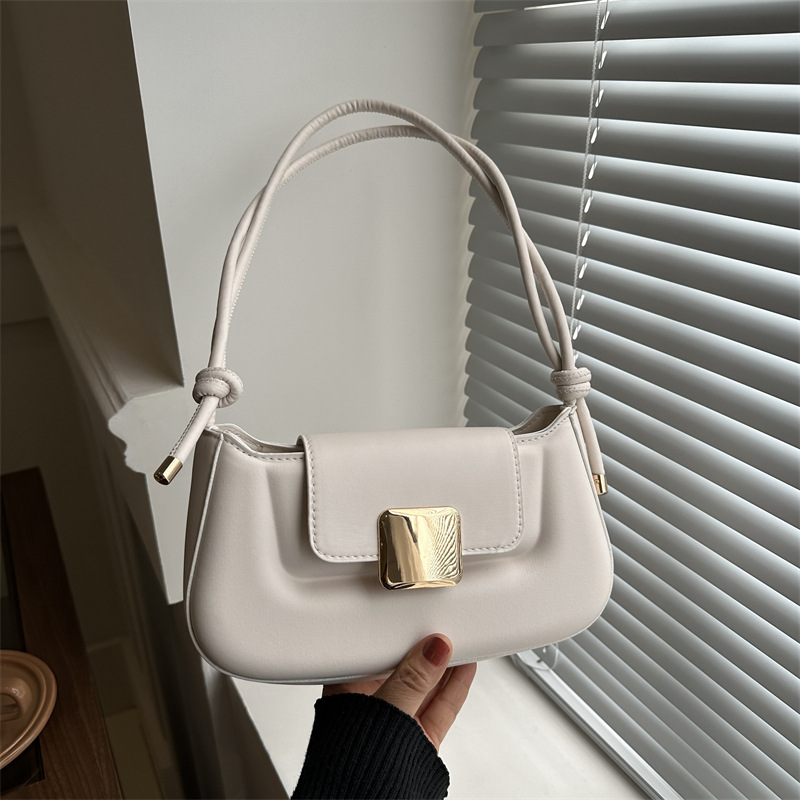 Pochi(colours  available)
