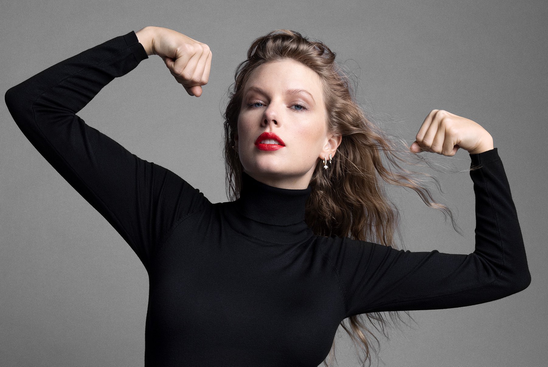 Taylor Swift Becomes Youngest Woman Ever Inducted into Songwriters Hall of Fame