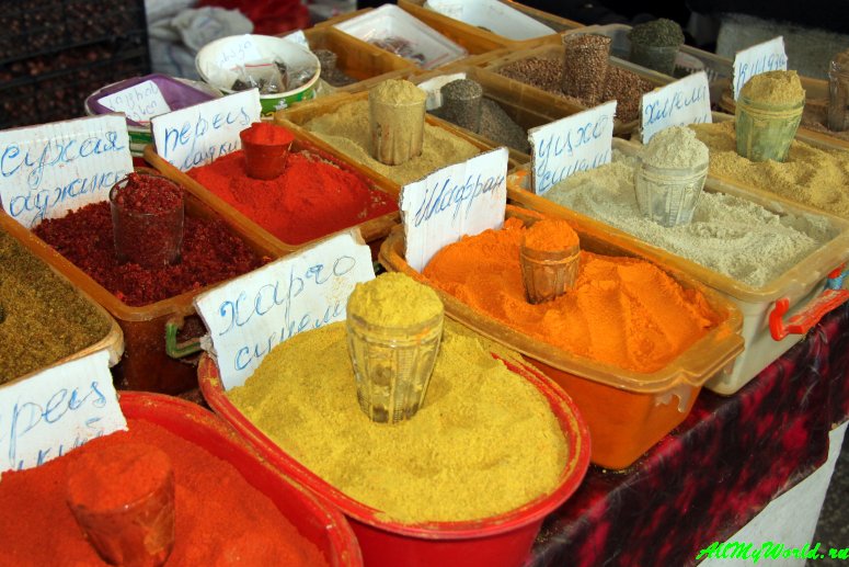 Шоппинг в Батуми: где покупать продукты, вино, сувениры и одежду