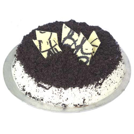 Oreo Crunch Cake Half kg