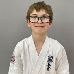 Колесніков Лука