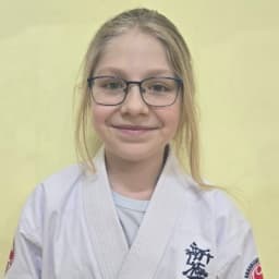 Луців Олена