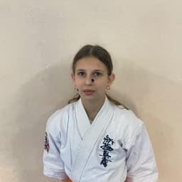 Новак Рената