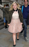 Kelly Clarkson photo