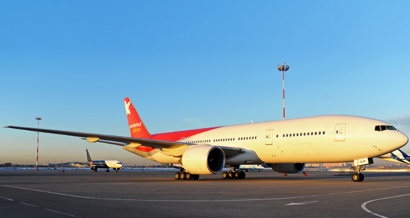 Самолет компании Nordwind Airlines Boeing 777 Самолет компании Nordwind Airlines Boeing 777