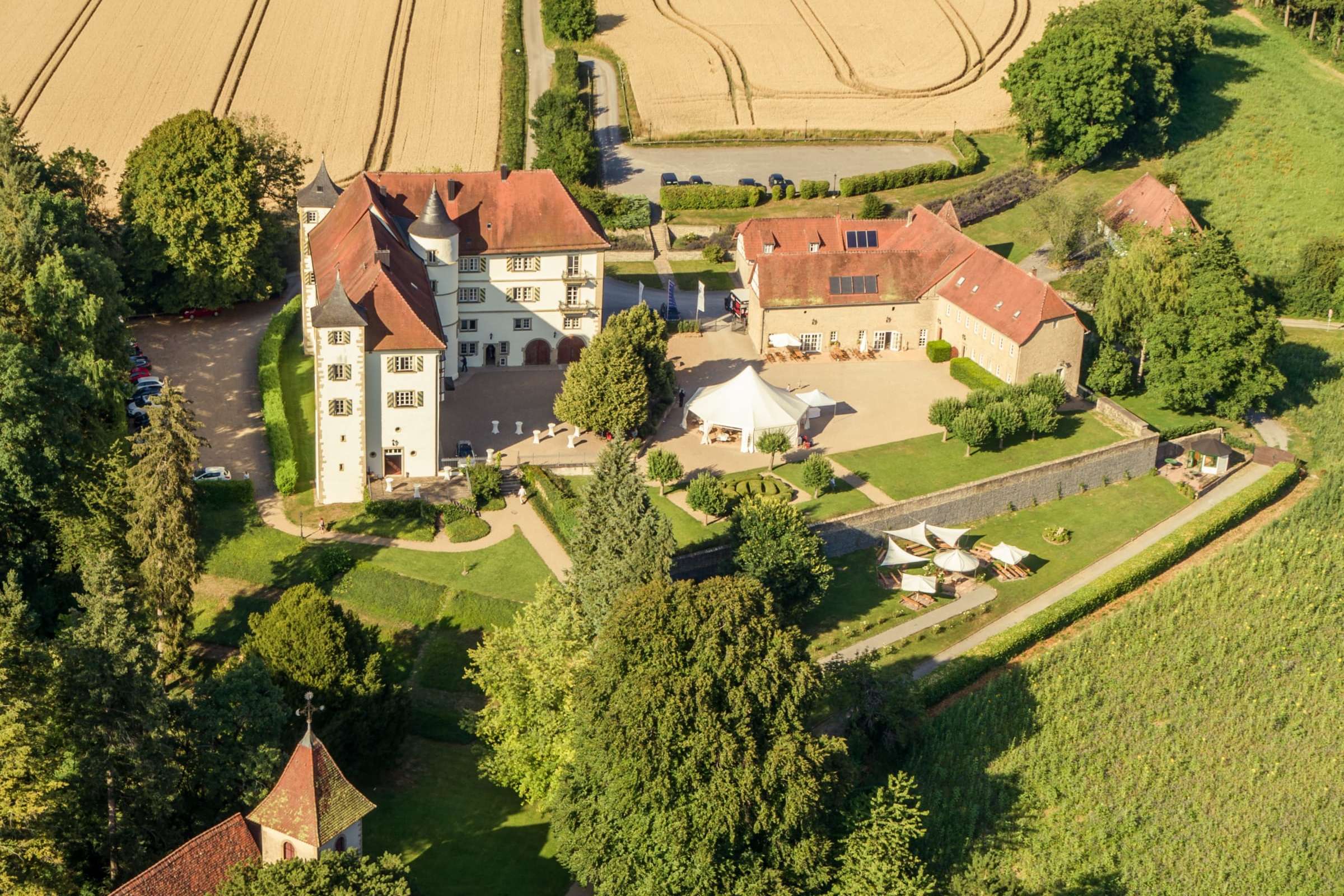 Schloss Neuhaus - Hochzeitslocations in Sinsheim