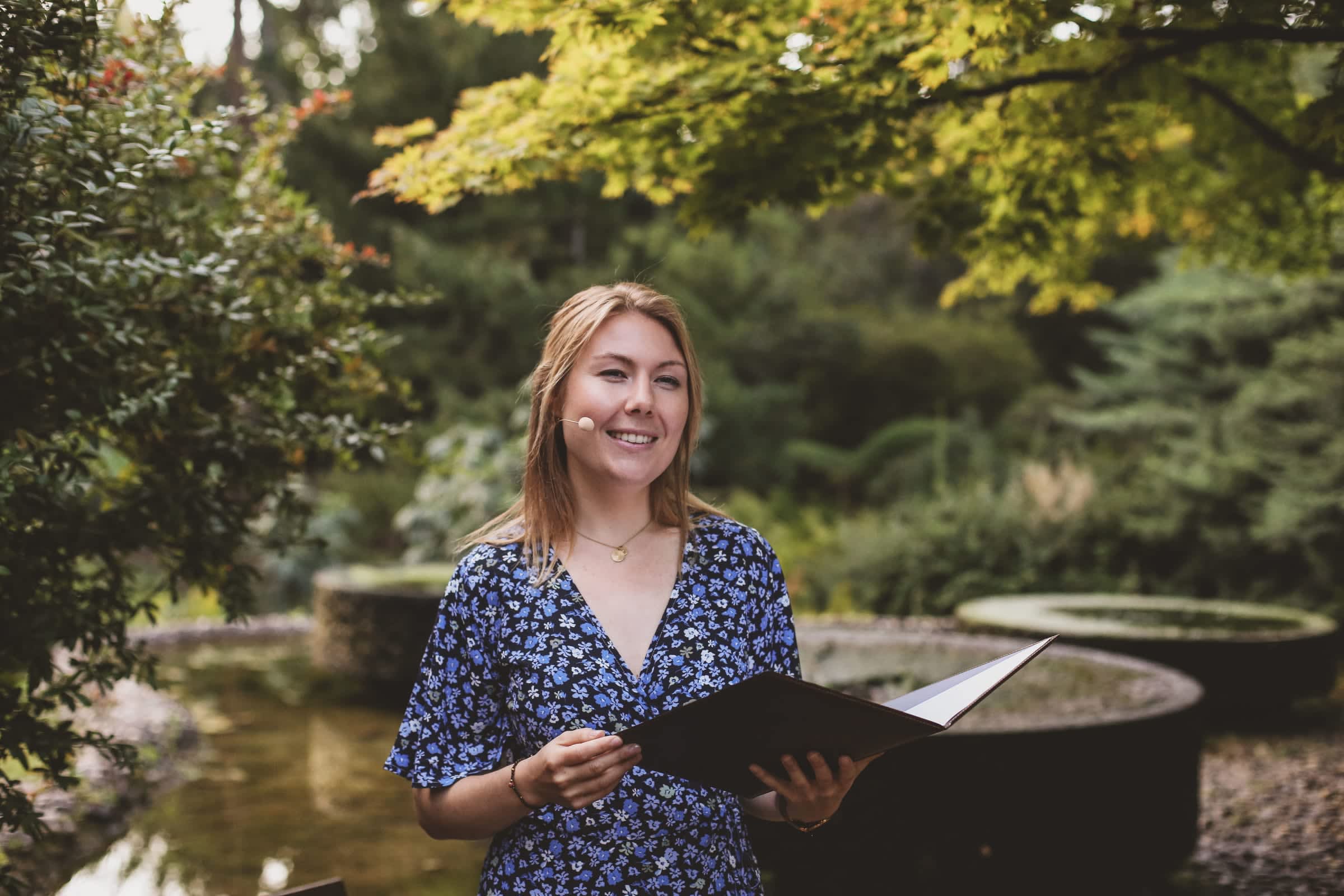 Laura Sophie Quickert - Traurednerin - Trauredner in Müden