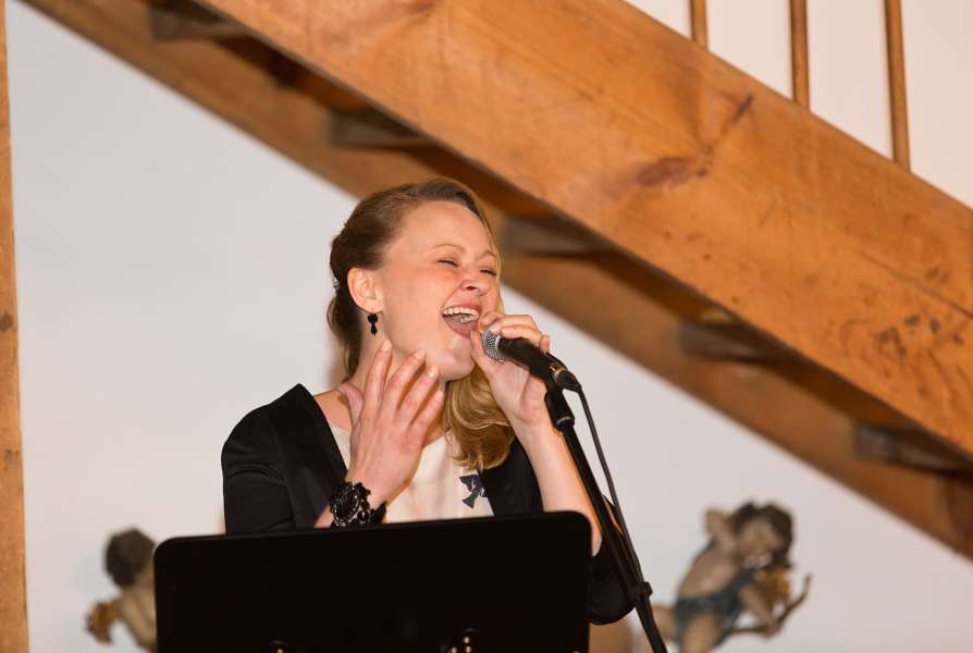 HochzeitsSängerin Melanie Casni-Musiker in Ludwigsburg