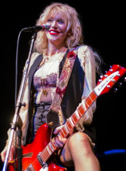 Courtney Love (17890556711 crop).png