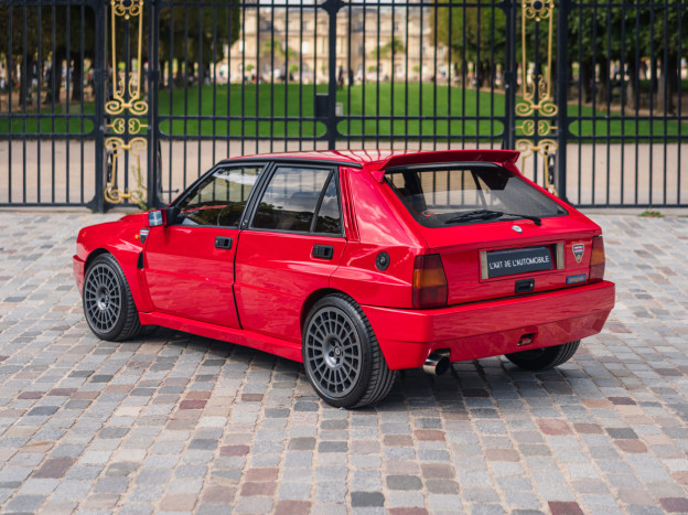 Lancia Delta HF Integrale Evoluzione 1