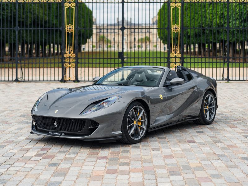 Ferrari 812