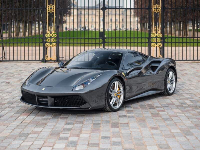 Ferrari 488
