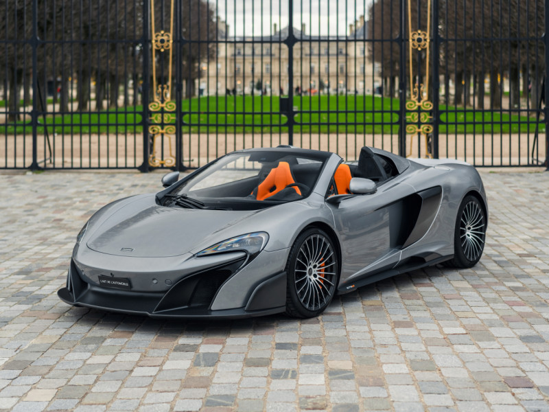 McLaren 675