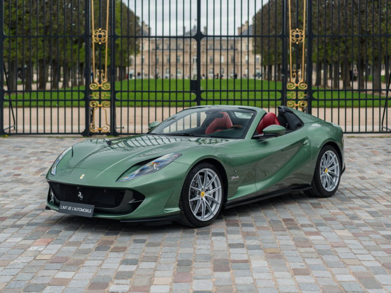 Ferrari 812