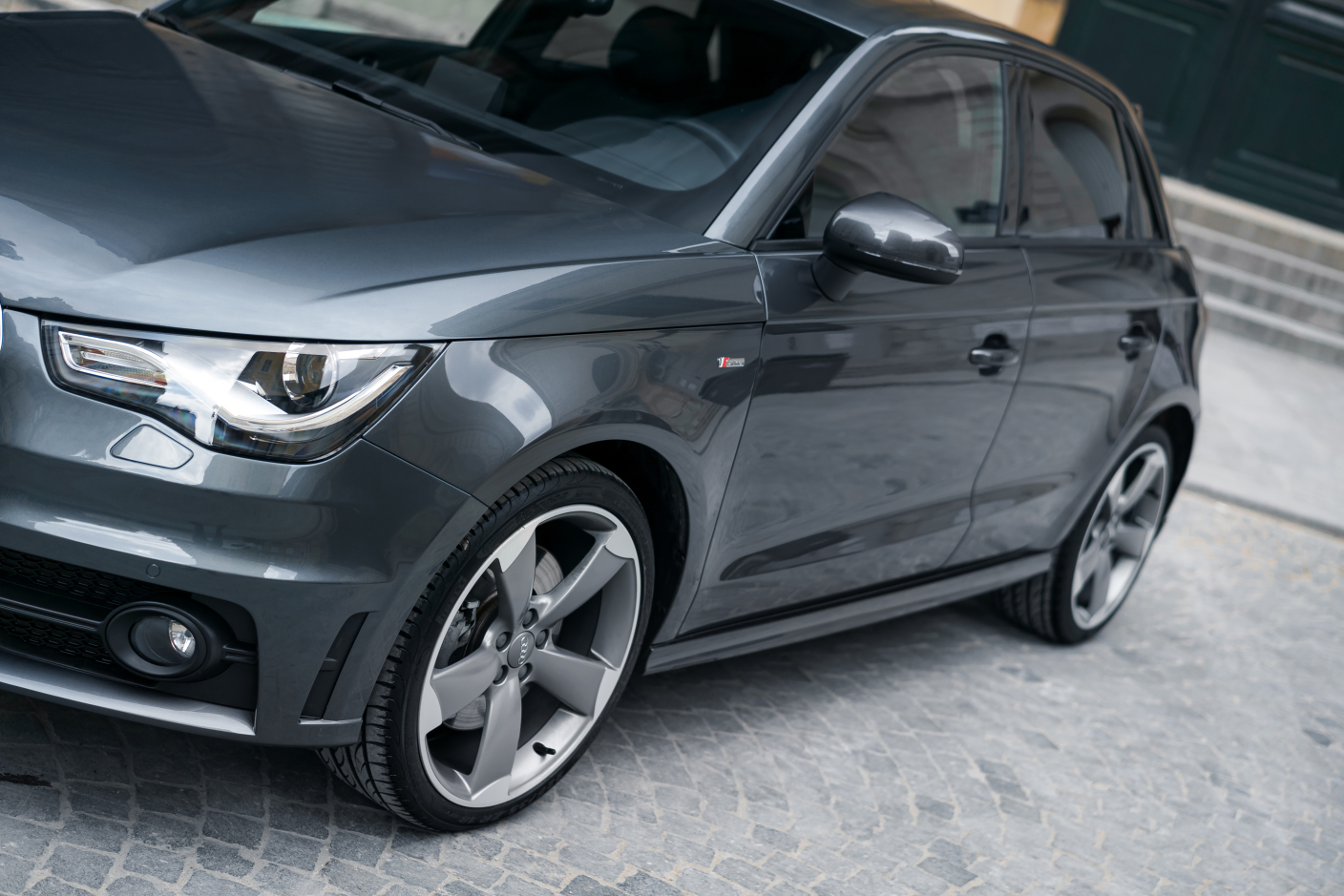 L'art de l'automobile Audi A1 Sportback SLine *Gris