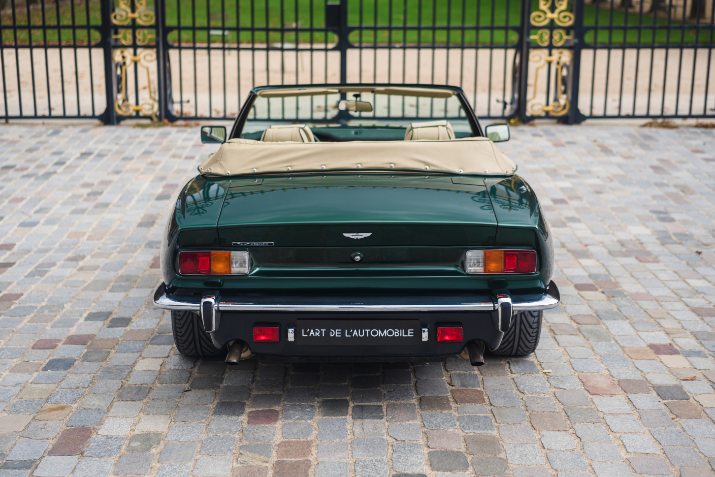 Miniature Aston Martin V8 Cabriolet – Échelle 1/43 – Western Models WP109 – Vert