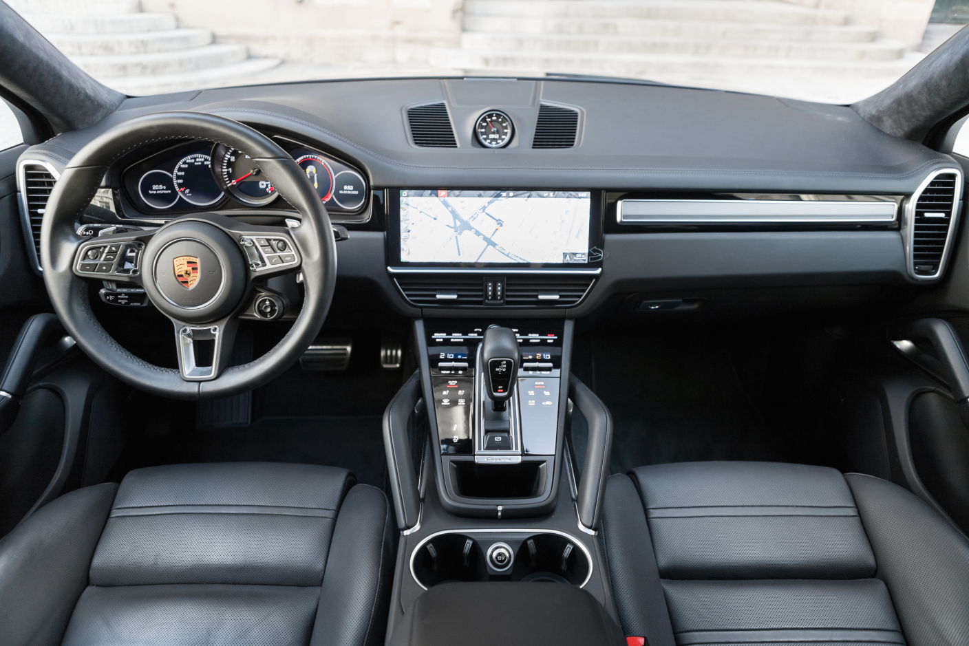 L'art de l'automobile Porsche Cayenne Turbo Coupé *Panoramic