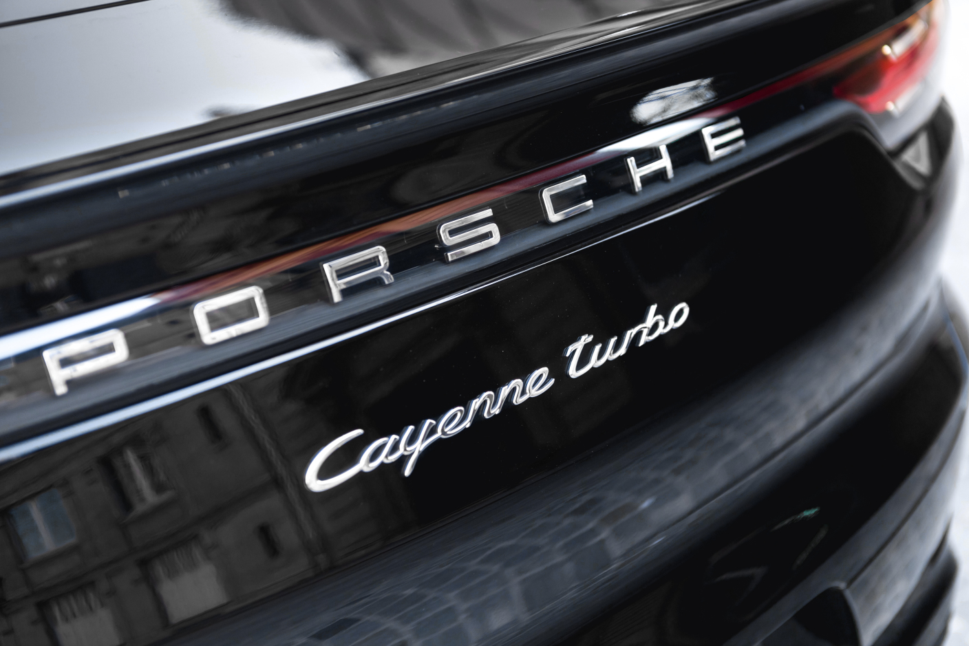 L'art de l'automobile Porsche Cayenne Turbo Coupé *Panoramic