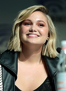 Olivia Holt by Gage Skidmore.jpg