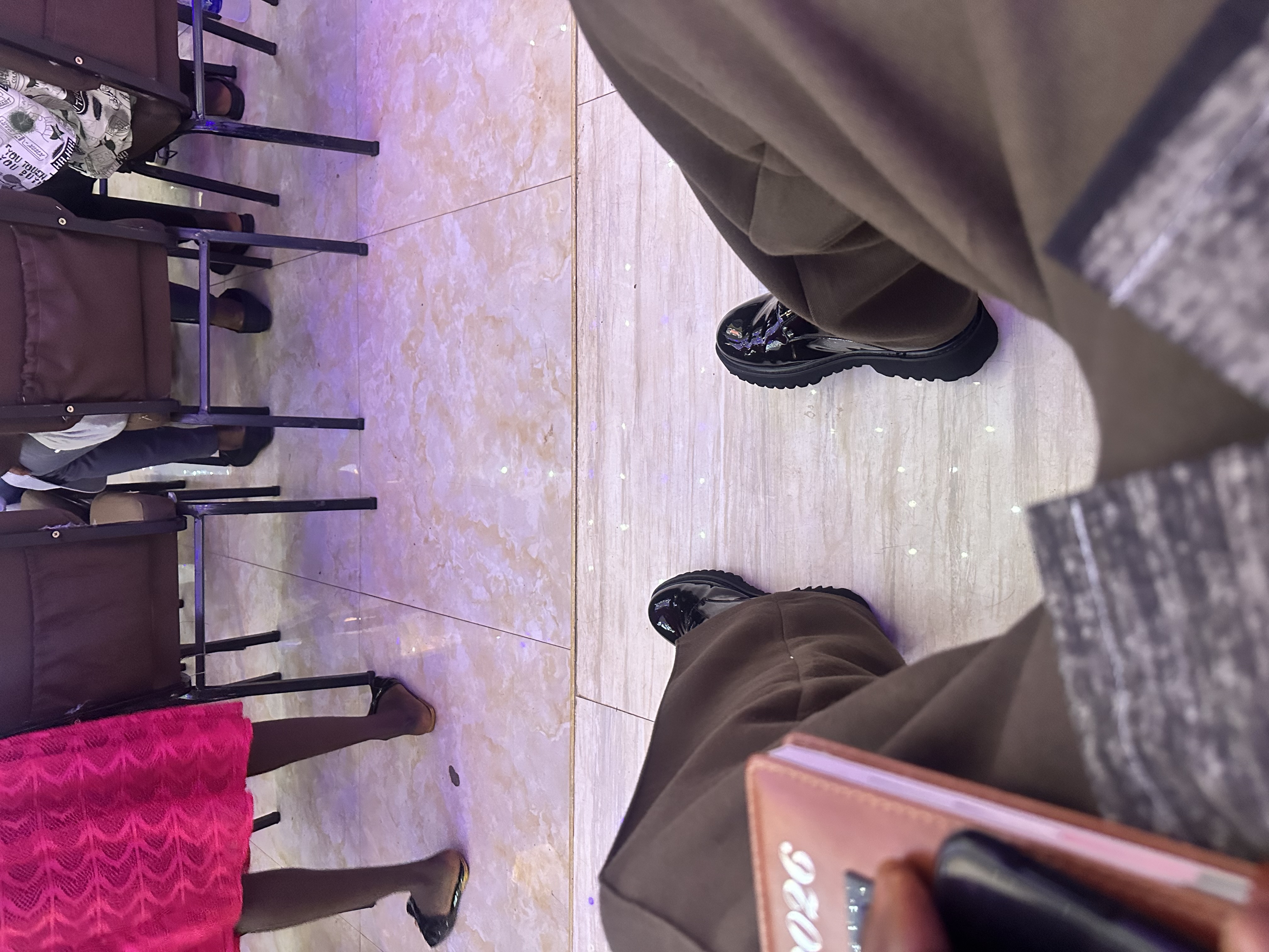 Prosper 1.1 (pleated pants-tick)