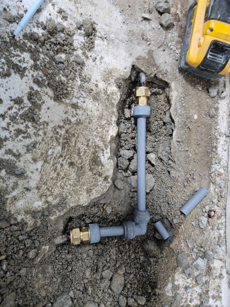 누수탐지flooded room