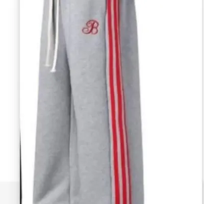 Baggy wide-leg sweatpants